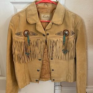 Western jacket boho chic, size runs small, it is a Large Jacket but runs small